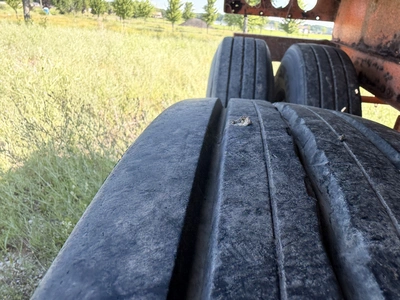Used GRAVEL SPREADER _UNKNOWN_ Misc Spreaders Michigan US | Miedema Asset Management Group #1320840
