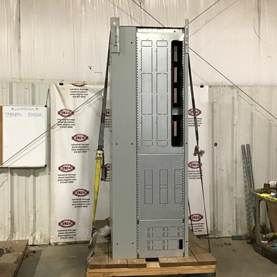 Eaton Pow-R-Line PRL-C Panel/Switchboard 3Phase 4Wire 60Hz 480V Enclosure Type 1