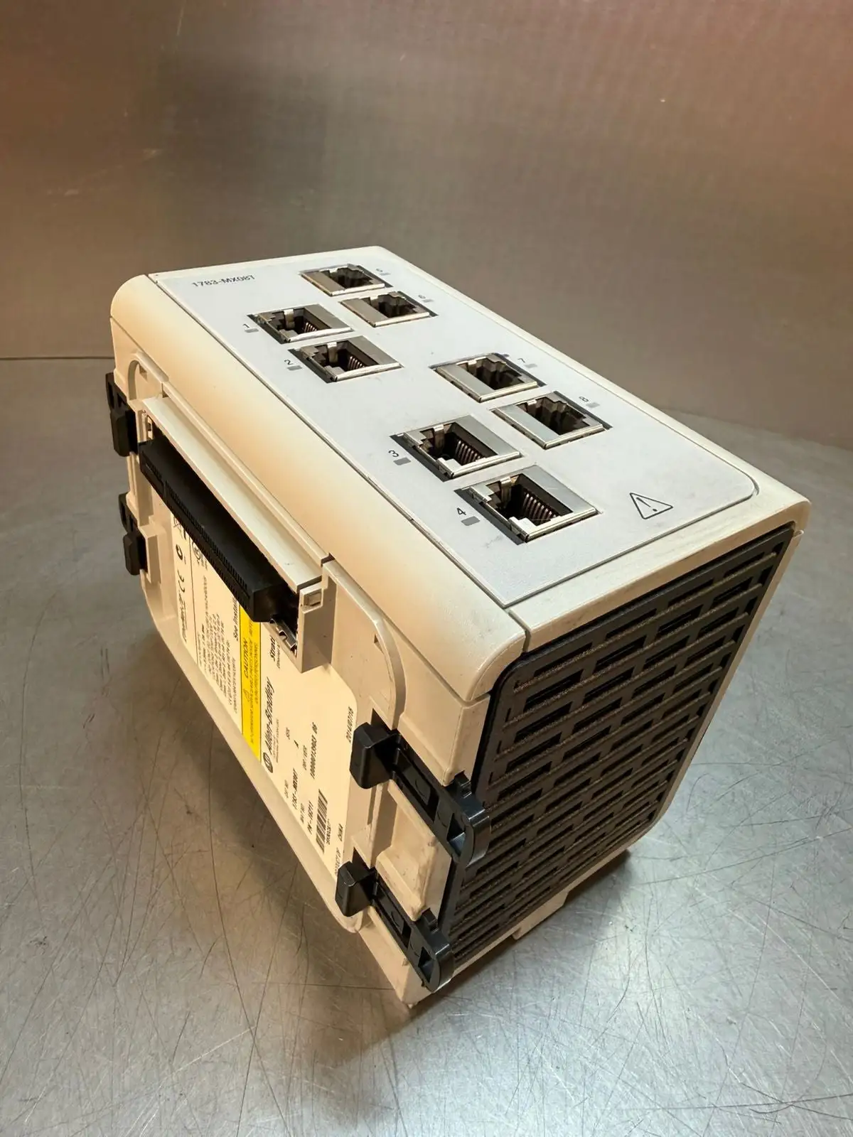 Allen Bradley 1783-MX08T /A Stratix 8000 / 16211 (3.1.3)
