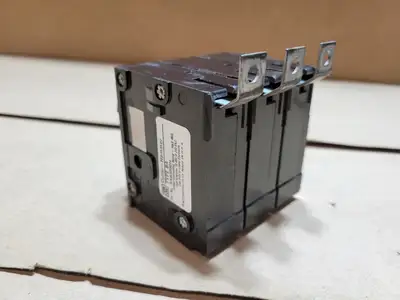 Used CUTLER-HAMMER BAB3030H Circuit Breakers British Columbia CA | Lenmark #1743339