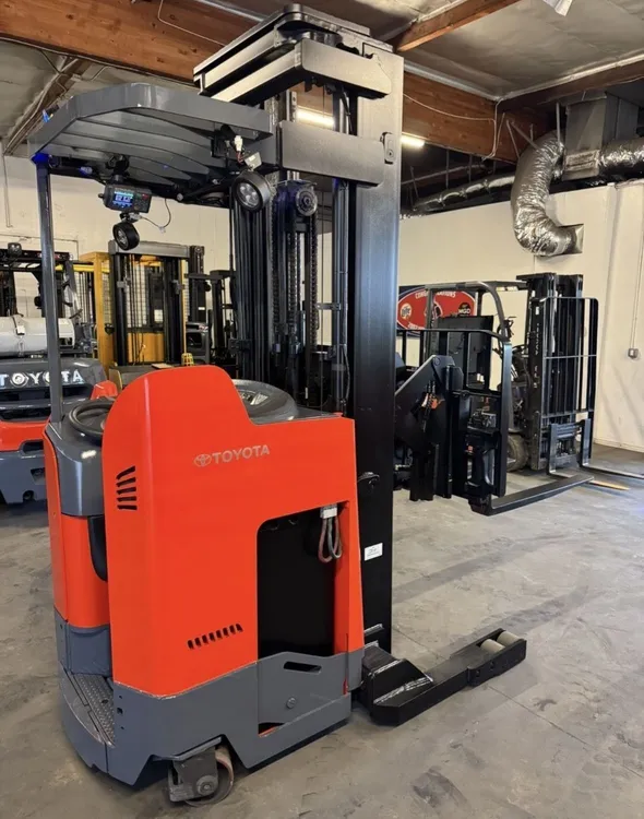 Used 2019 TOYOTA 9BRU18 Reach Trucks California US | California Material Handling #775492