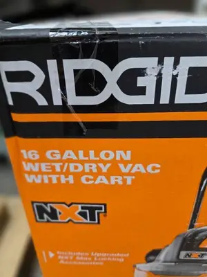 Ridgid 16 Gal wet/dry Vac with cart