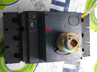 USED SQUARE D JDL36200