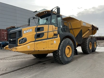 USED 2019 Bell B45E