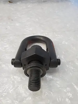 97-0128 SCREW-ON HOIST RING