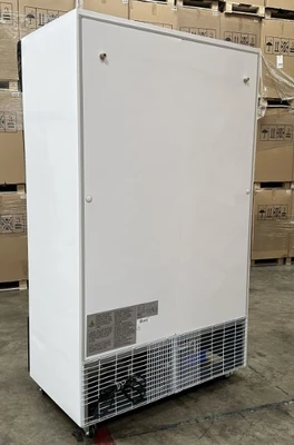 171-0054 48” Self Contained Glass Sliding 2 Door Cooler