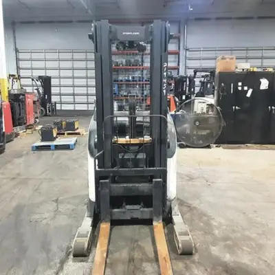 USED 2018 CROWN RR5725-45