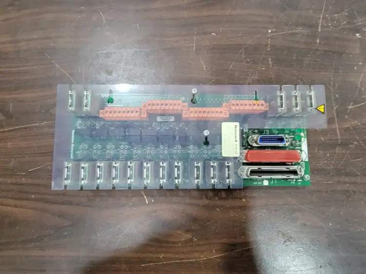 Used HONEYWELL 80366189-125 Misc Electrical & Power Parts British Columbia CA | Lenmark #252560