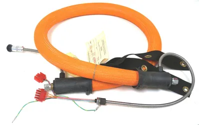 NEW GRACO LTI L09207-105 HOSE W/ THERMISTER 5 FT. 240V, L09207105