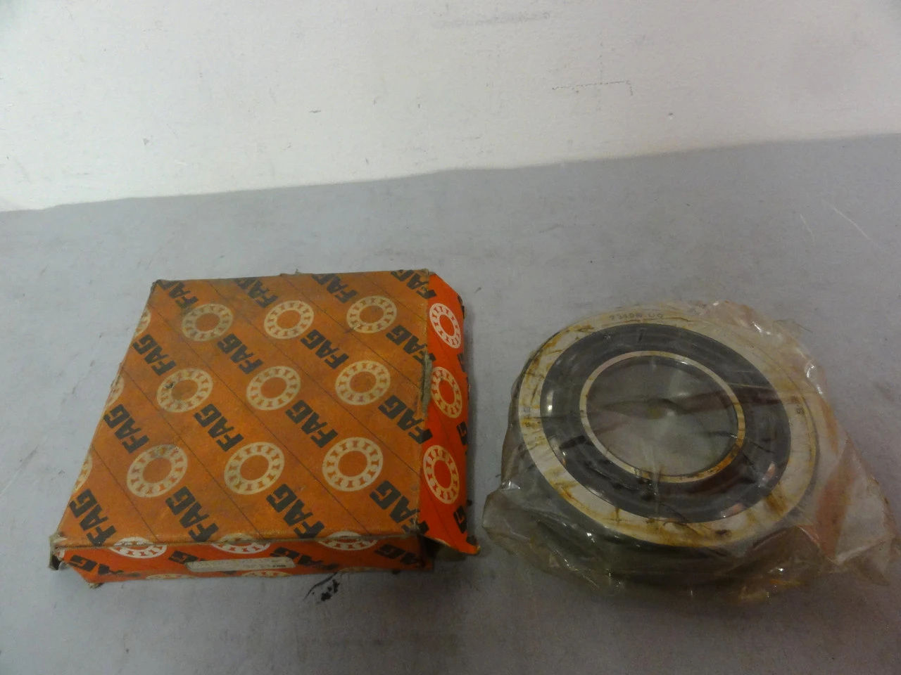 NEW FAG 7310B-TVP-UO