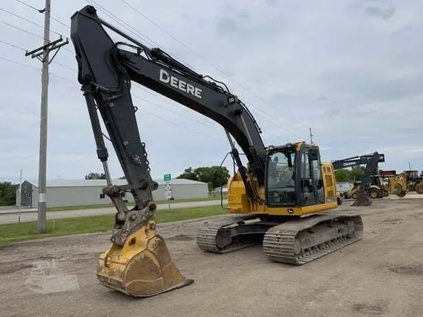 Used 2014 JOHN DEERE 245G LC Crawler Excavators Iowa US | Bryan Heavy Equipment #183505