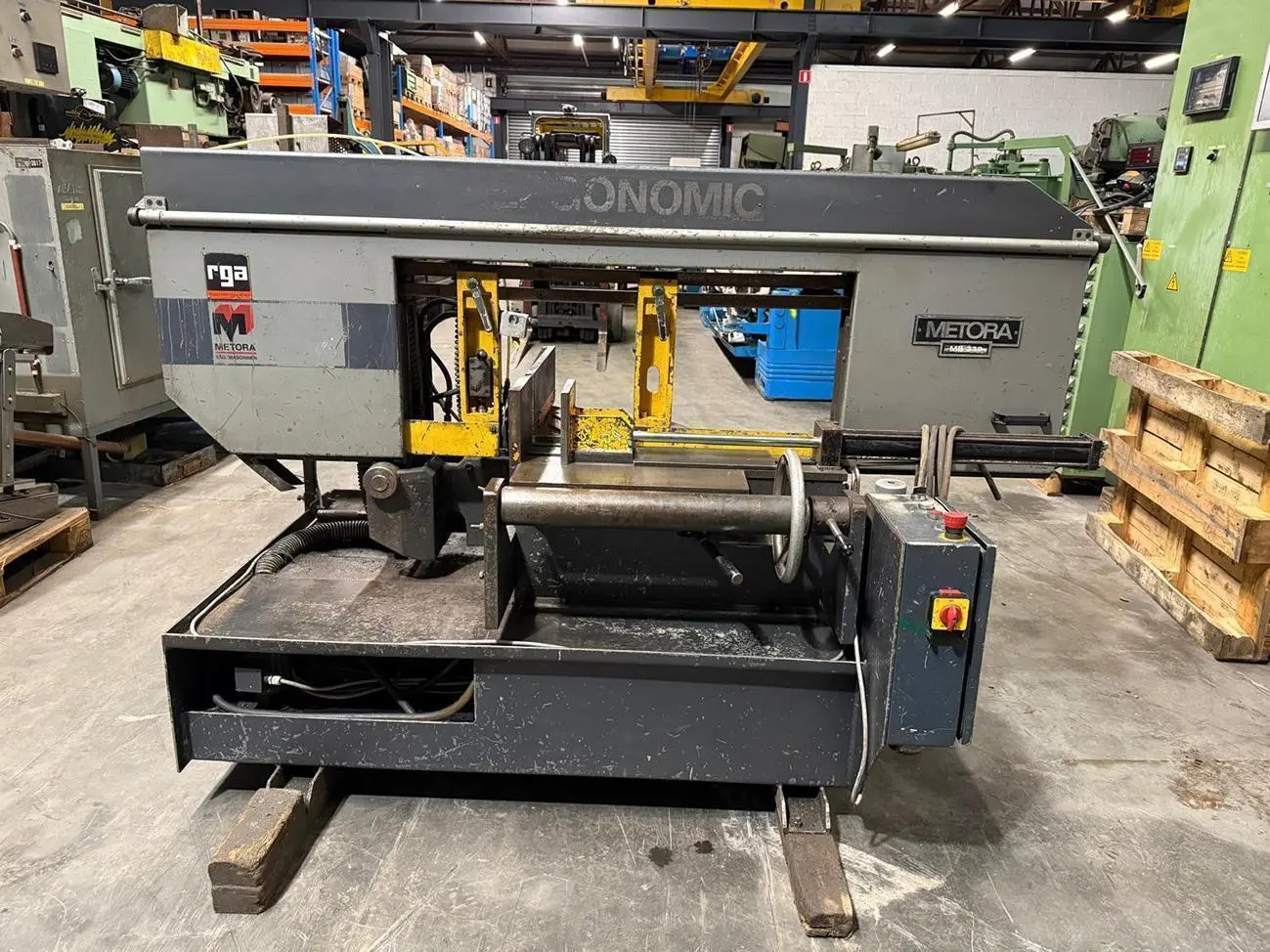 USED METORA MB330