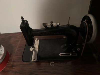 Used _UNKNOWN_ _UNKNOWN_ Sewing Equipment Michigan US | Miedema Asset Management Group #1279575