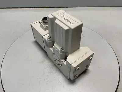 USED MOOG D661-5009