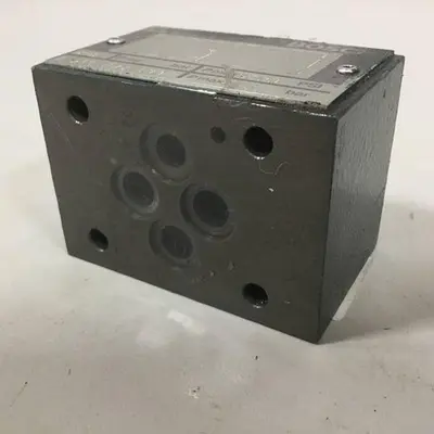 USED BOSCH 0 811 004 100