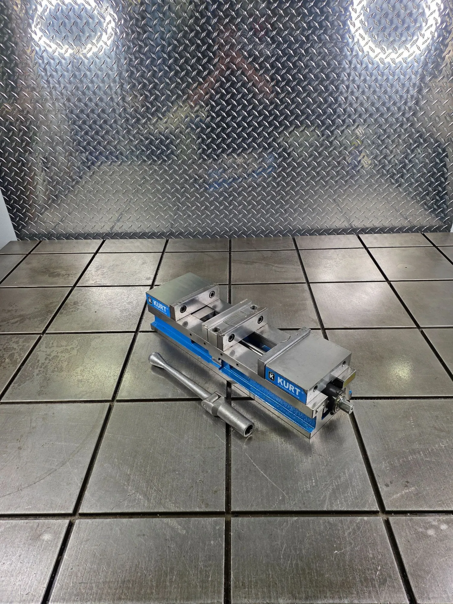 Used KURT 6" DOUBLE STATION VISE Tooling & Accessories (Other) Florida US | GMT #1328115