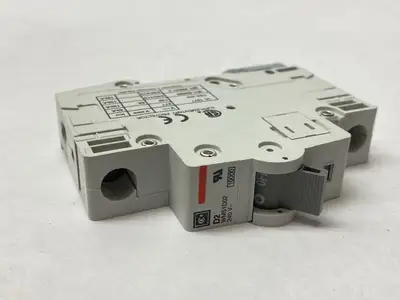 WMS1D02 | Cutler Hammer  Circuit Breaker 1-Pole 2A 240V LOT OF 3 - Used