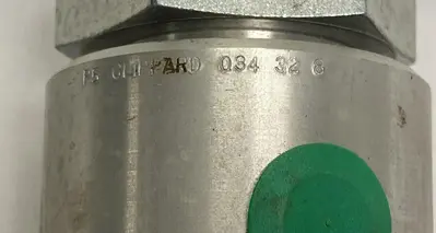 New | in-Stock CLIPPARD P5-034-32-8 Cylinders | Surplus Asset Holdings #1206426