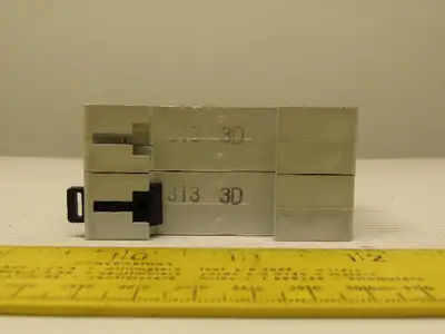 Eaton Cutler Hammer WMZS2D03 3AMP 2 Pole circuit Breaker DIN Rail Mount