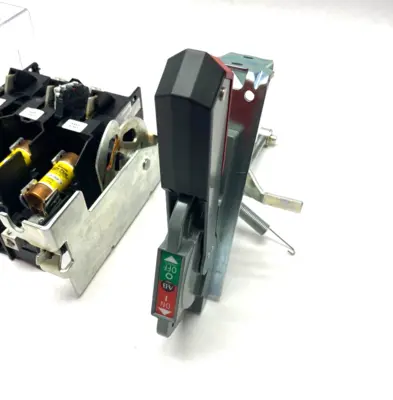 USED ALLEN-BRADLEY DISCONNECT SWITCH ASSEMBLY W/ METAL HANDLE AND COVER