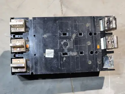 USED MERLIN GERIN CK1200N
