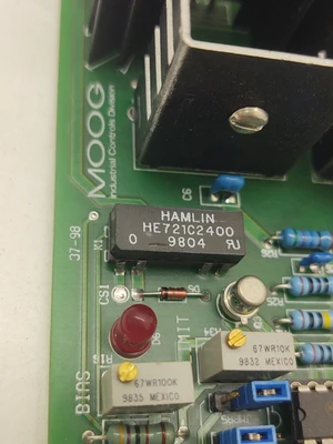 USED MOOG N121-132A