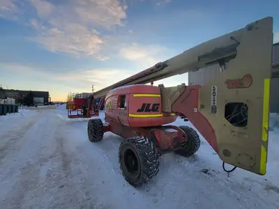 USED 2005 JLG 800AJ