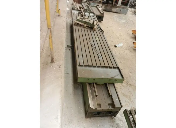 Used FLOORPLATE 6440 X 1600 X 300 MM Tables, Floor & Layout Plates BE | Apt International N.V #366629