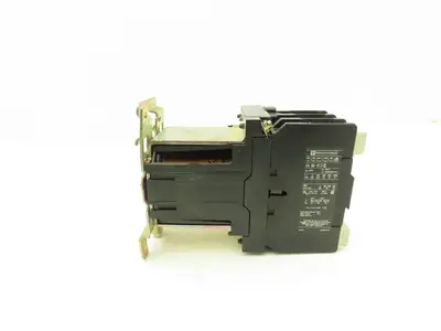 Telemecanique LP1D6511 Contactor Motor Starter 80A 600V 50Hp Coil 24VDC