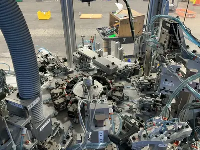 Used 2012 SCHUMACHER EQUIPMENT. INC. 300A102012WOW Assembly Machines Ohio US | HGR 24 #1411354