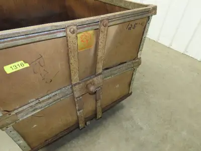 Used INSULFAB PLASTICS _UNKNOWN_ Bins Indiana US | Arrow Industrial #1368090