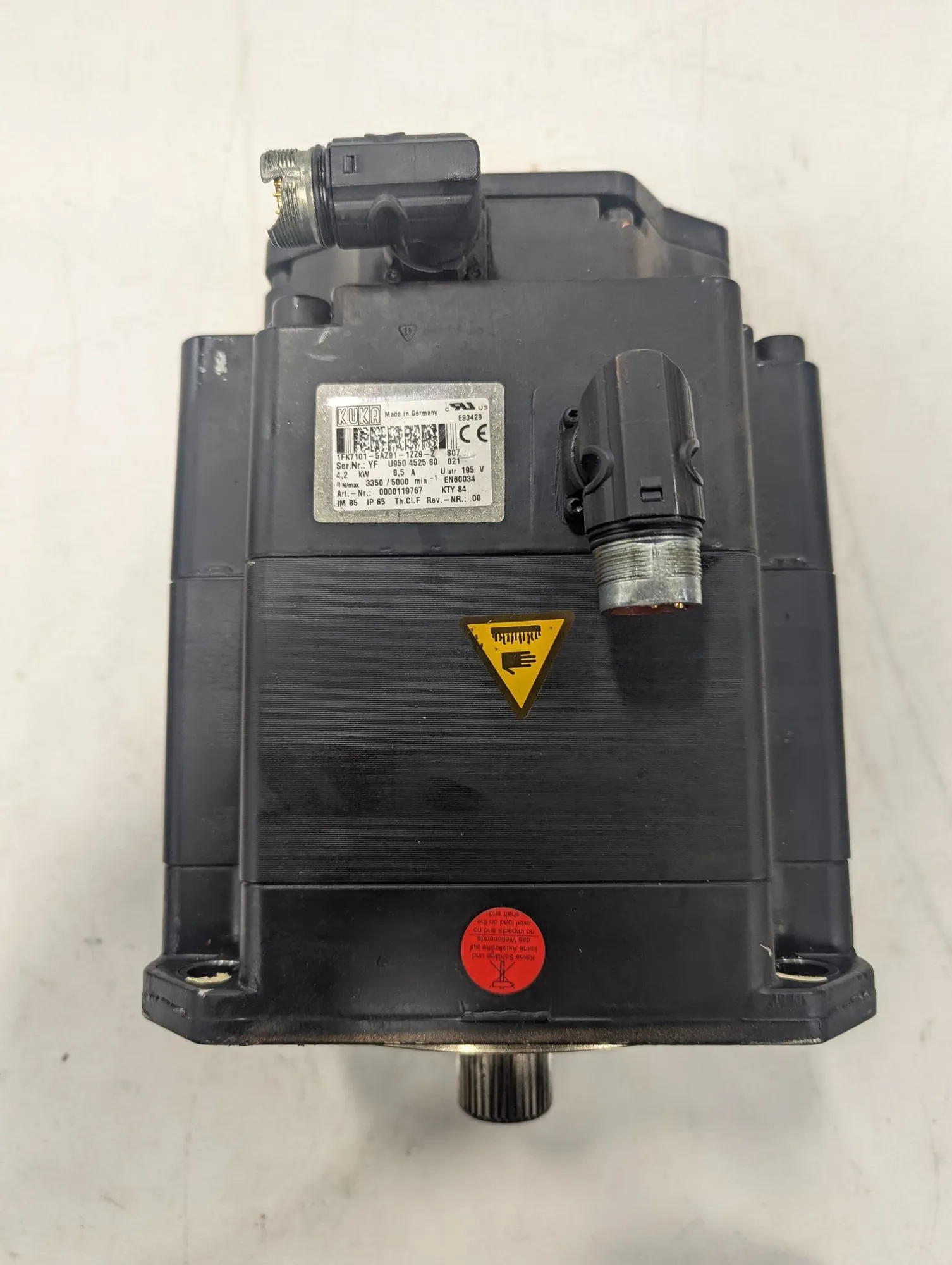 USED KUKA 1FK7101-5AZ91-1ZZ9-Z