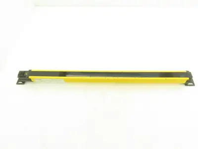 440L-T4J0640YD Guardmaster Guardshield Safety Light Curtain Transmitter 640mm