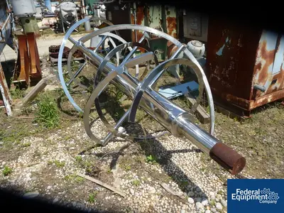 USED Young Industries 150 Cu Ft Ribbon Blender Shaft