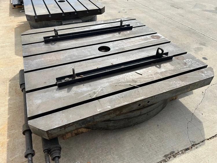60" x 60" GIDDINGS & LEWIS Rotary Table