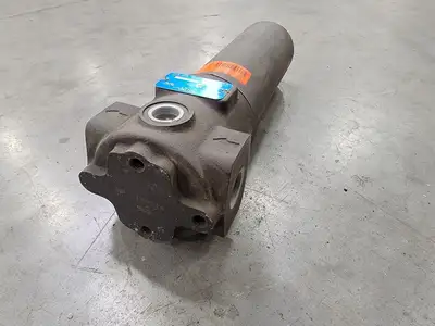 Used MP FILTRI FMP1352SAG5P01 Oil Filter British Columbia CA | Lenmark #282617
