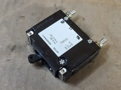 New | in-Stock KOMATSU SM2467 Circuit Breakers British Columbia CA | Lenmark #367250