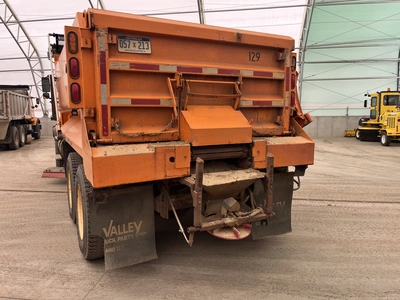 Used 2003 VOLVO VHD 6X4 Dump trucks Michigan US | Miedema Asset Management Group #1414287