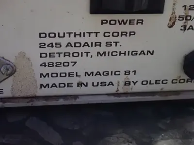 USED DOUTHITT MAGIC 81
