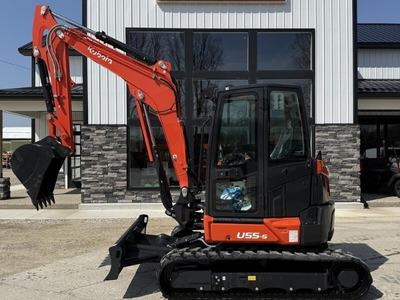 USED 2022 Kubota U55-5