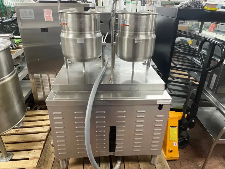 Used Market Forge Used 2018 36" Market Forge MT6T6E Dual 6gal SS Tilting Steam Kettles w/ Cabinet 208V 3Ph Cooking Kettles Illinois US | Falcon Restaurant Supply #1376076
