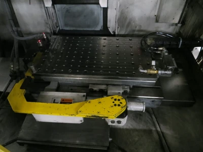 Used FANUC ROBODRILL ALPHA T21IEL Drilling & Tapping Centers Minnesota US | Machinesused.com #1445800