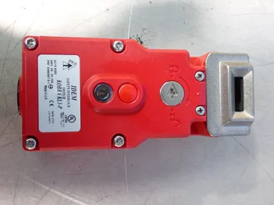 Used IDEM KL1P221002 Relays & Switches Ohio US | HGR 24 #1064764