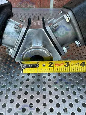 USED LOT OF 2 - ITT PURE FLO 3 WAY DIAPHRAGM VALVE W/ 1" SANITARY FITTING