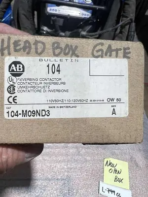 NEW OPEN BOX AB Allen Bradley 104-M09ND3 Motor Control Contactor STK L799CC
