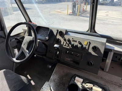 Used 2011 FREIGHTLINER ROUTE STAR Box trucks Ohio US | Miedema Asset Management Group #1578197