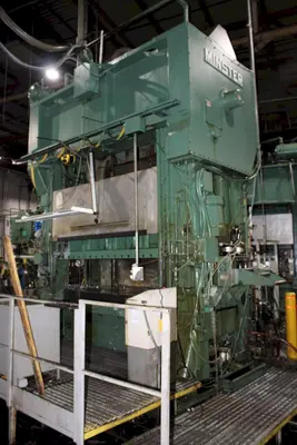 USED 1988 MINSTER 400 TON SSDC PRESS