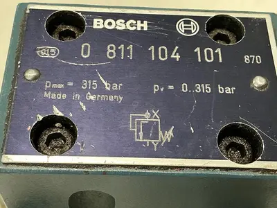 USED BOSCH 0 811 104 101