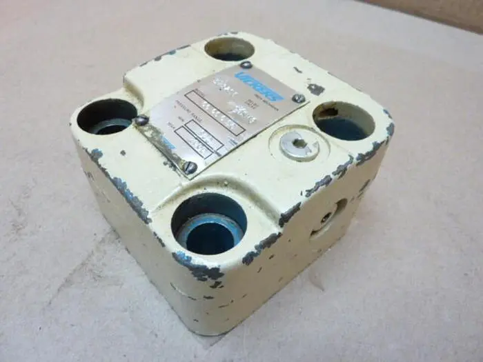 Used VICKERS CG06C50 Valves/Fittings Michigan US | Ideal Machinery #588505
