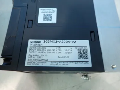 NEW OMRON 3G3MX2A2004V2